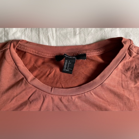 Copper colored t-shirt, jiggly fabric - Picture 3 of 13